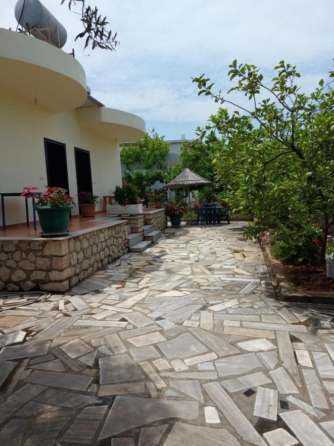 Vila Rexhaj Ksamil Extérieur photo