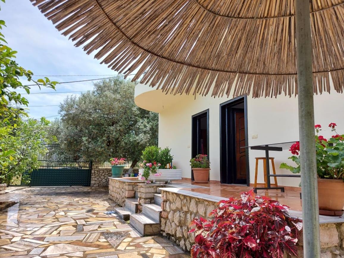Vila Rexhaj Ksamil Extérieur photo